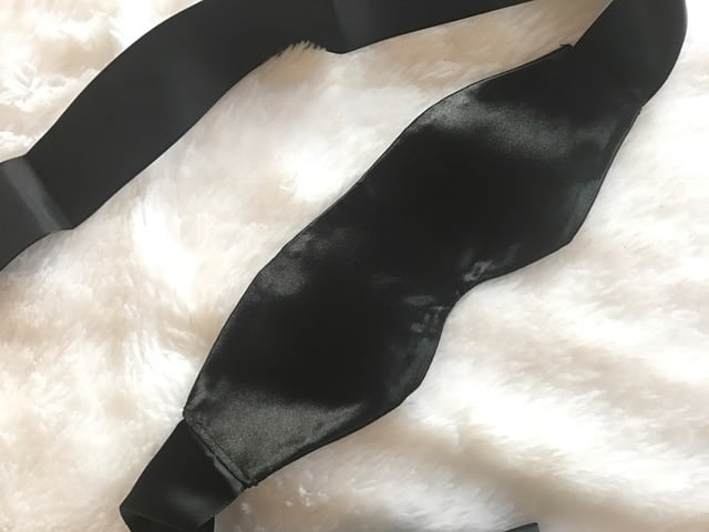 Pipedream Fetish Fantasy Satin Blindfold Review